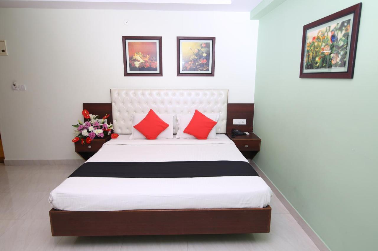 Hotel Crystal Orchid บังกาลอร์ ภายนอก รูปภาพ